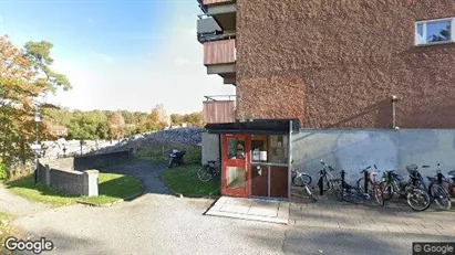 Lägenheter till salu i Solna - Bild från Google Street View Lägenheter till salu i Solna - Bild från Google Street View