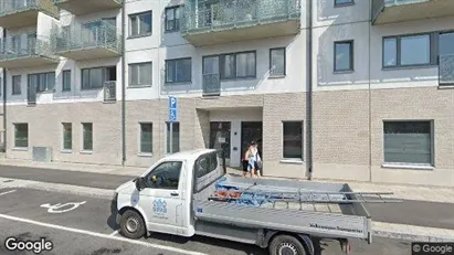 Lägenheter till salu i Huddinge - Bild från Google Street View