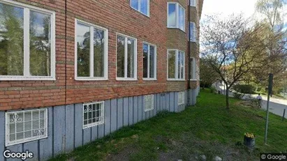 Lägenheter till salu i Västerort - Bild från Google Street View Lägenheter till salu i Västerort - Bild från Google Street View