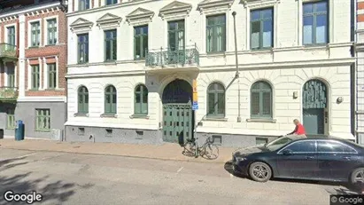 Lägenheter till salu i Helsingborg - Bild från Google Street View Lägenheter till salu i Helsingborg - Bild från Google Street View