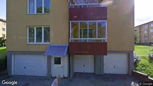 Lägenheter till salu i Huddinge - Bild från Google Street View