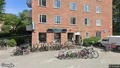 Lägenheter till salu i Huddinge - Bild från Google Street View