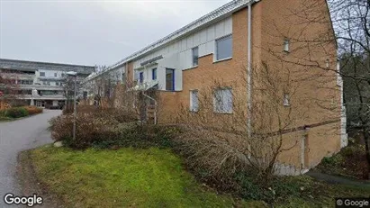 Lägenheter till salu i Upplands Väsby - Bild från Google Street View