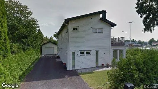 Lägenheter till salu i Huddinge - Bild från Google Street View
