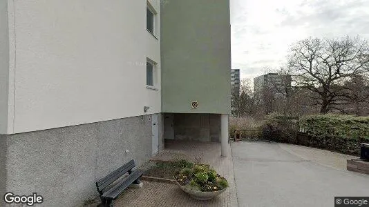 Bostadsrätter till salu i Huddinge - Bild från Google Street View
