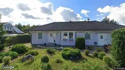 Lägenheter till salu i Huddinge - Bild från Google Street View