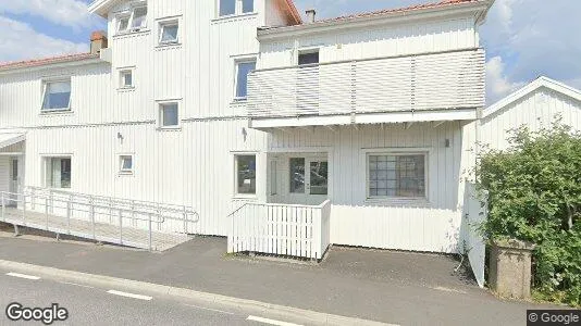 Bostadsrätter till salu i Orust - Bild från Google Street View