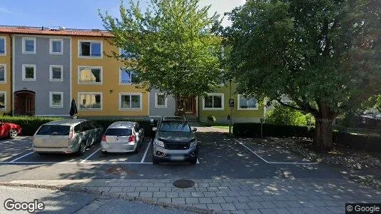Lägenheter till salu i Huddinge - Bild från Google Street View