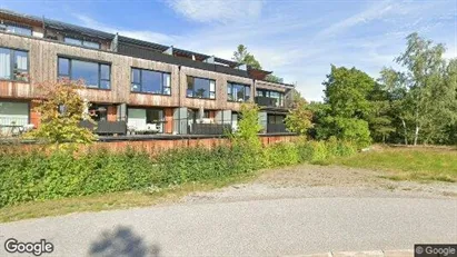 Lägenheter till salu i Nacka - Bild från Google Street View