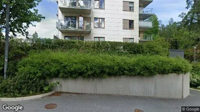 Bostadsrätter till salu i Botkyrka - Bild från Google Street View Bostadsrätter till salu i Botkyrka - Bild från Google Street View
