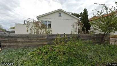 Lägenheter att hyra i Nyköping - Bild från Google Street View Lägenheter att hyra i Nyköping - Bild från Google Street View