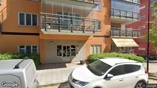 Lägenheter till salu i Haninge - Bild från Google Street View