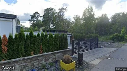 Lägenheter till salu i Huddinge - Bild från Google Street View