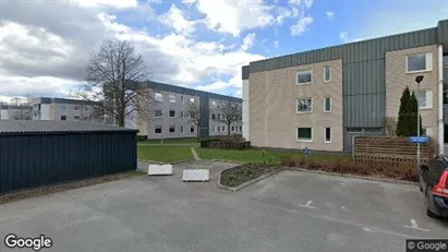 Lägenheter till salu i Skövde - Bild från Google Street View Lägenheter till salu i Skövde - Bild från Google Street View