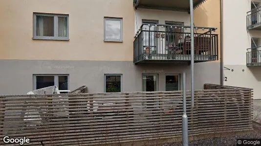 Lägenheter till salu i Huddinge - Bild från Google Street View