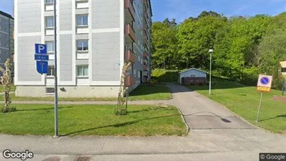 Lägenheter att hyra i Uddevalla - Bild från Google Street View Lägenheter att hyra i Uddevalla - Bild från Google Street View