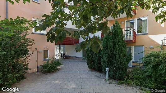 Bostadsrätter till salu i Nacka - Bild från Google Street View