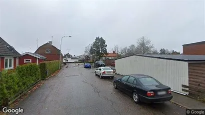 Lägenheter att hyra i Vänersborg - Bild från Google Street View Lägenheter att hyra i Vänersborg - Bild från Google Street View