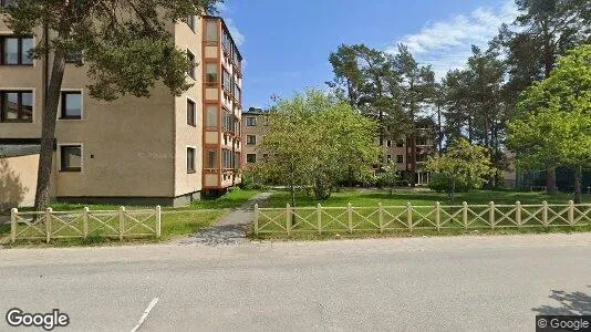 Bostadsrätter till salu i Haninge - Bild från Google Street View