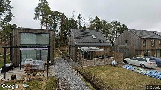 Lägenheter till salu i Österåker - Bild från Google Street View