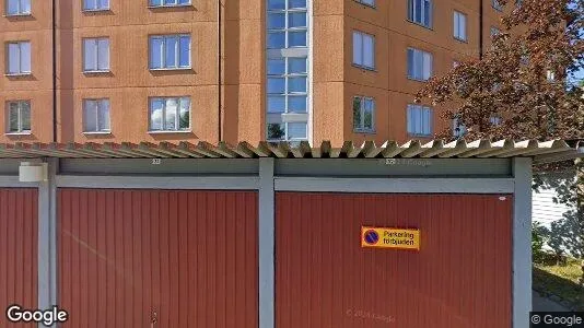 Lägenheter till salu i Huddinge - Bild från Google Street View