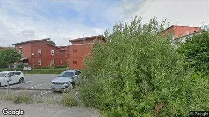 Lägenheter till salu i Huddinge - Bild från Google Street View