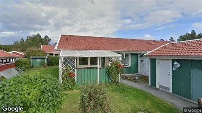Bostadsrätter till salu i Österåker - Bild från Google Street View