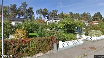 Lägenheter till salu i Köping - Bild från Google Street View