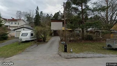 Lägenheter till salu i Huddinge - Bild från Google Street View
