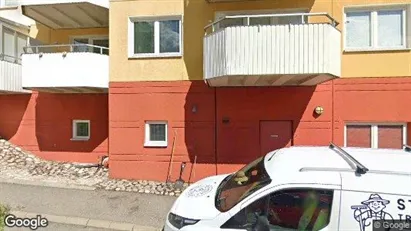 Lägenheter till salu i Huddinge - Bild från Google Street View