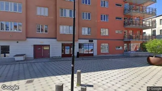 Bostadsrätter till salu i Haninge - Bild från Google Street View
