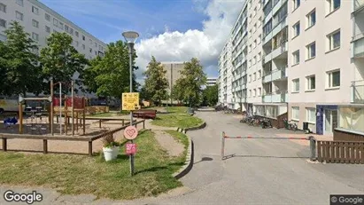 Lägenheter att hyra i Norrköping - Bild från Google Street View Lägenheter att hyra i Norrköping - Bild från Google Street View