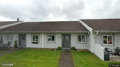 Lägenheter att hyra i Ulricehamn - Bild från Google Street View Lägenheter att hyra i Ulricehamn - Bild från Google Street View