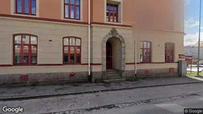 Lägenheter att hyra i Hallsberg - Bild från Google Street View Lägenheter att hyra i Hallsberg - Bild från Google Street View