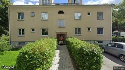 Lägenheter att hyra i Strängnäs - Bild från Google Street View Lägenheter att hyra i Strängnäs - Bild från Google Street View
