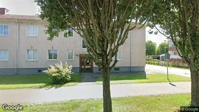 Lägenheter att hyra i Hallsberg - Bild från Google Street View Lägenheter att hyra i Hallsberg - Bild från Google Street View