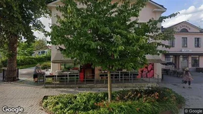 Lägenheter att hyra i Finspång - Bild från Google Street View Lägenheter att hyra i Finspång - Bild från Google Street View