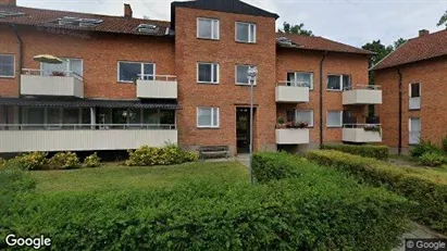 Lägenheter att hyra i Finspång - Bild från Google Street View Lägenheter att hyra i Finspång - Bild från Google Street View