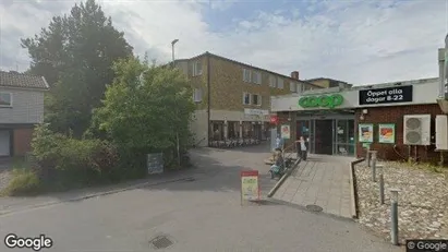 Lägenheter att hyra i Finspång - Bild från Google Street View Lägenheter att hyra i Finspång - Bild från Google Street View