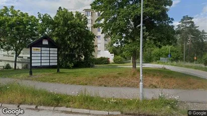 Lägenheter att hyra i Örebro - Bild från Google Street View Lägenheter att hyra i Örebro - Bild från Google Street View