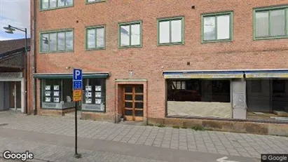 Lägenheter att hyra i Säffle - Bild från Google Street View Lägenheter att hyra i Säffle - Bild från Google Street View
