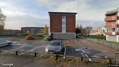 Lägenheter att hyra i Vänersborg - Bild från Google Street View Lägenheter att hyra i Vänersborg - Bild från Google Street View