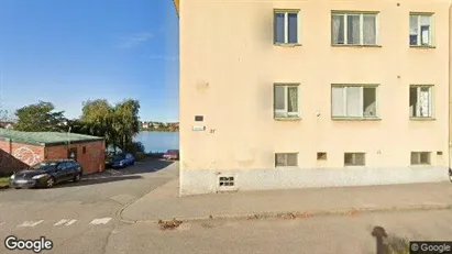 Lägenheter att hyra i Karlskrona - Bild från Google Street View Lägenheter att hyra i Karlskrona - Bild från Google Street View
