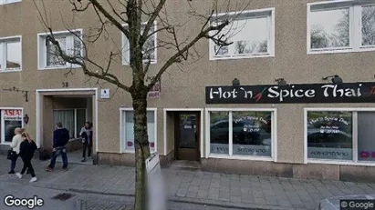 Lägenheter att hyra i Uddevalla - Bild från Google Street View Lägenheter att hyra i Uddevalla - Bild från Google Street View
