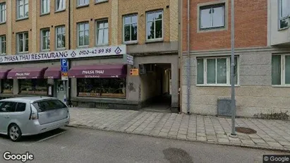 Lägenheter att hyra i Trollhättan - Bild från Google Street View Lägenheter att hyra i Trollhättan - Bild från Google Street View