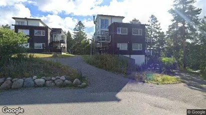 Lägenheter till salu i Huddinge - Bild från Google Street View