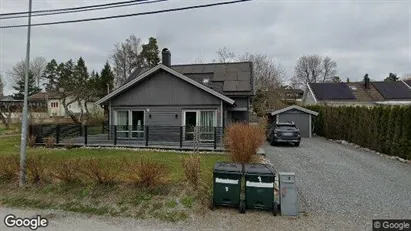 Lägenheter till salu i Huddinge - Bild från Google Street View Lägenheter till salu i Huddinge - Bild från Google Street View