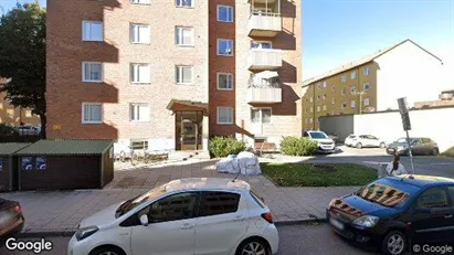Lägenheter att hyra i Norrköping - Bild från Google Street View Lägenheter att hyra i Norrköping - Bild från Google Street View