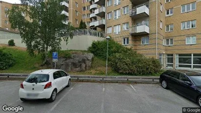 Lägenheter att hyra i Täby - Bild från Google Street View Lägenheter att hyra i Täby - Bild från Google Street View
