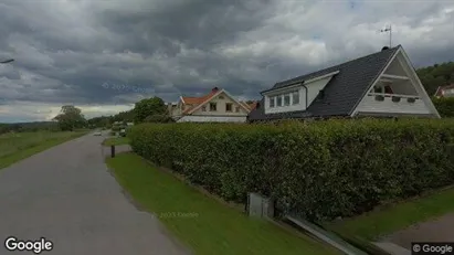 Lägenheter att hyra i Kungälv - Bild från Google Street View Lägenheter att hyra i Kungälv - Bild från Google Street View